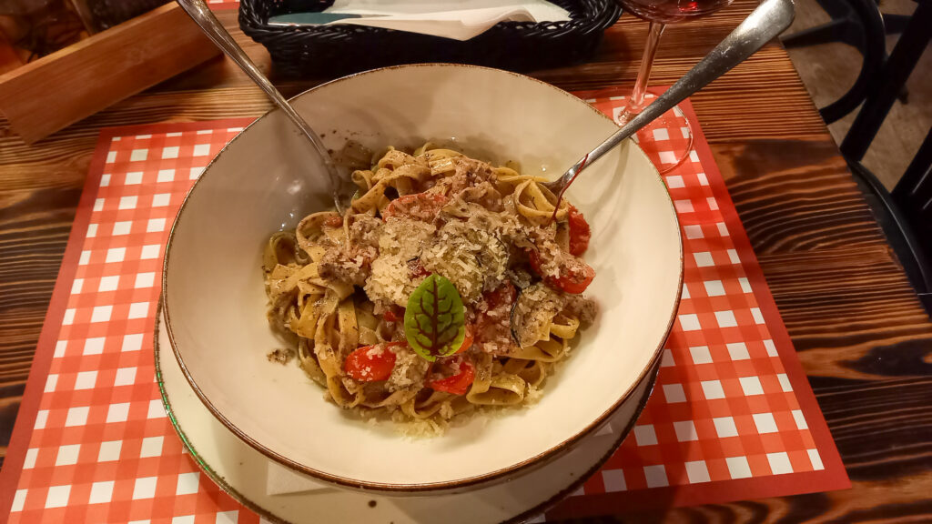 Cestoviny v reštaurácií Grazie Mille Ristorante v Poľskom Gdansku.