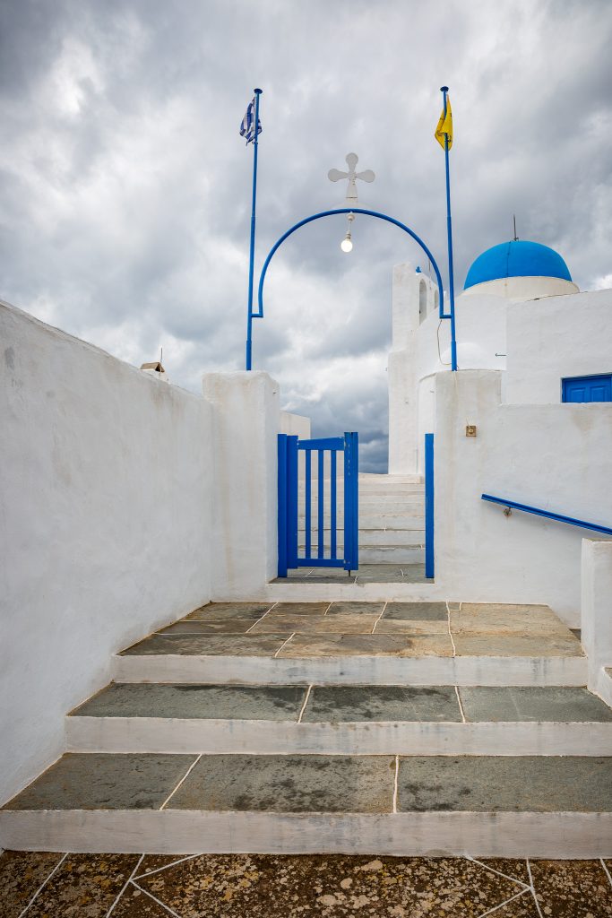Agios Symeon na gréckom ostrove Sifnos.