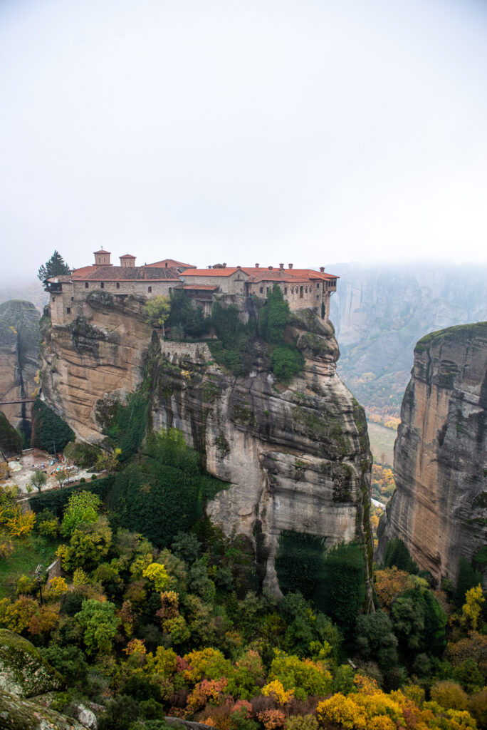 Pohľad na kláštor v Gréckej Meteore.