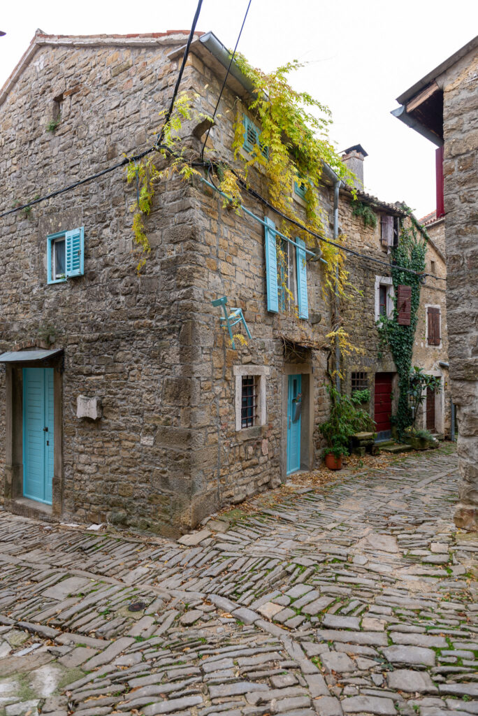 Ulička umeleckého mestečka Grožnjan.