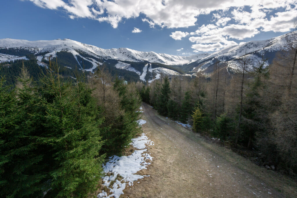 Demänovská dolina a okruhom cez dolinu Zadnej vody