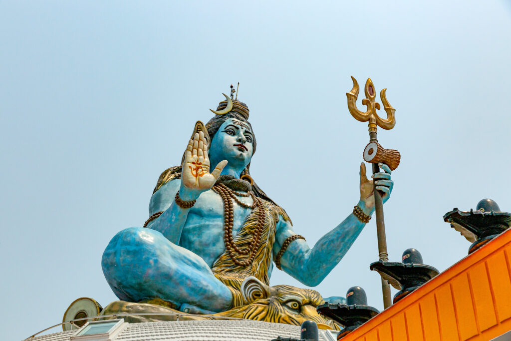 Socha Boha Shivu, areál Pumdikot Shiva